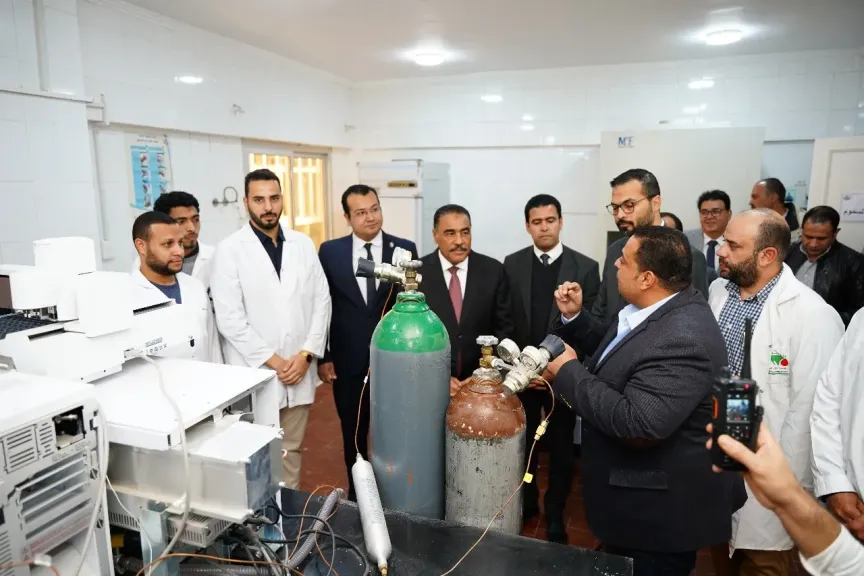 محافظ مطروح يفتتح عدة مشروعات احتفالا بعيد المحافظة القومي