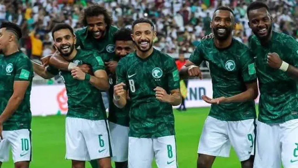 تشكيل منتخب السعودية خلال لقاءة نظيرة الأردني علي ستاد ملعب البيت