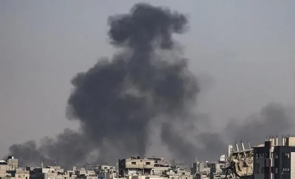 الاحتلال يصعّد عدوانه على غزة: غارات جنوبا وقصف وسط القطاع وأزمة صحية خانقة