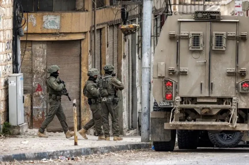 الجيش الإسرائيلي يطلق النار على مستوطن معتقدا أنه فلسطيني