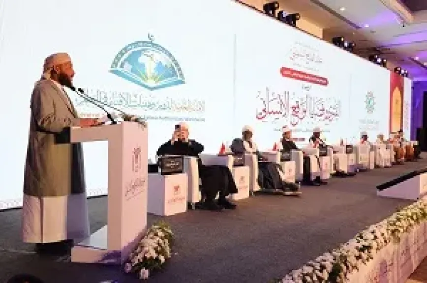 وزير الأوقاف اليمني: فتاوى العنف والتكفير غذَّت الصراع وشرعت الخراب