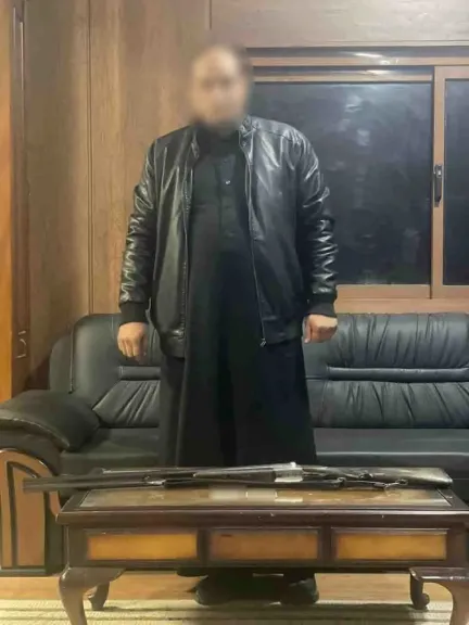 احتفالا بنتائج الانتخابات.. ضبط صاحب معرض سيارات أطلق أعيرة نارية في البحيرة