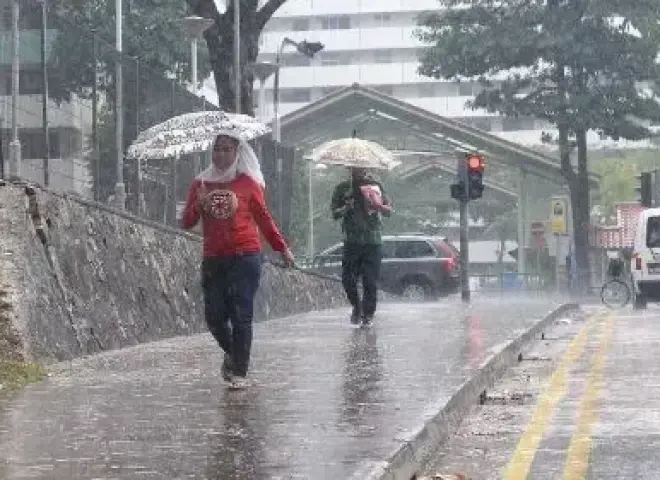 الأرصاد: الأمطار مستمرة اليوم الخميس على عدة مناطق وتحذيرات من طقس مضطرب