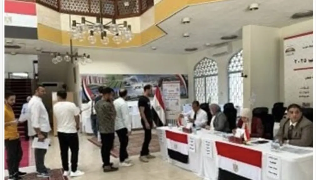المصريون بالخارج يدلون بأصواتهم في جولة إعادة المرحلة الثانية بالنواب لليوم الثاني