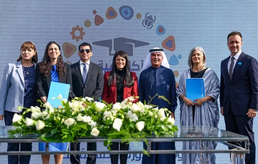 وزيرا التخطيط والتعاون الدولي والشباب والرياضة والمنسقة المقيمة للأمم المتحدة يشهدون توقيع اتفاقية بين مؤسسة الغرير ومنظمة اليونيسيف لدعم مبادرة شباب بلد