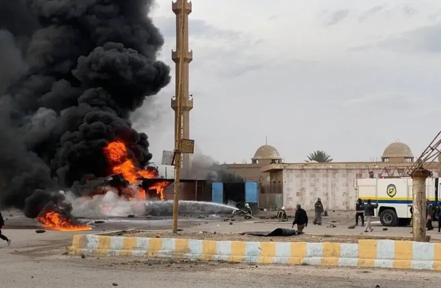 سوريا.. انفجار قنبلة بسيارة تابعة لوزارة الدفاع في دير الزور