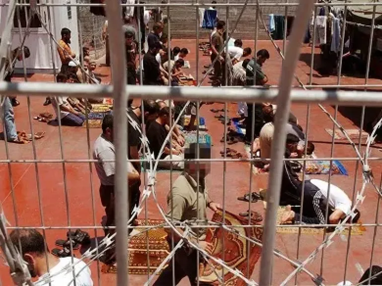 مؤسسات الأسرى في فلسطين: 9300 أسير ومعتقل في سجون الاحتلال