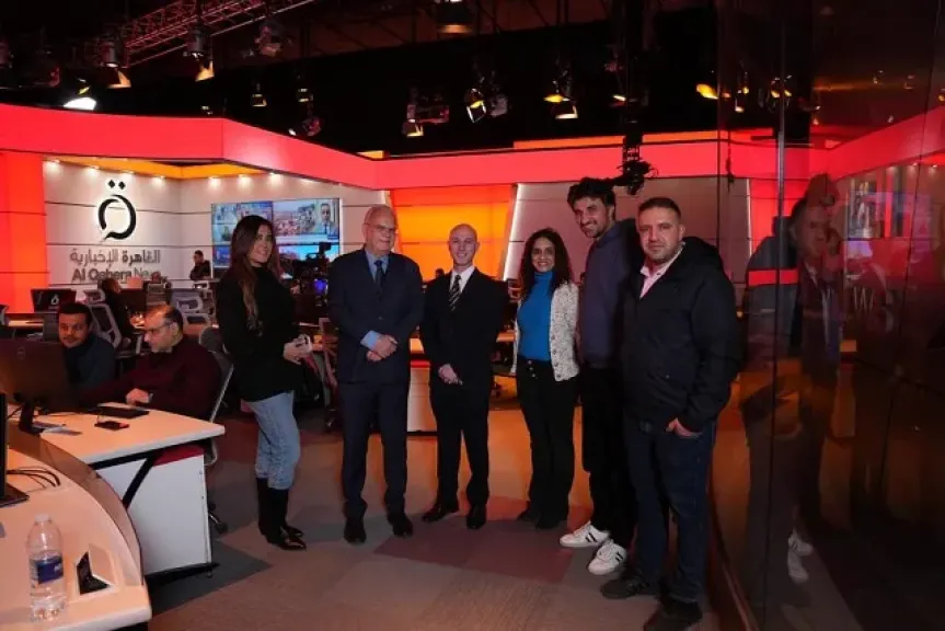 سفير السويد بالقاهرة يزور قناة القاهرة الإخبارية ويشيد بمستوى التجهيزات التقنية الحديثة