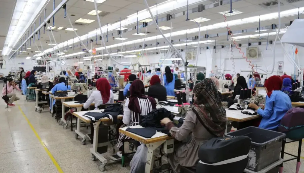 مسئولة بالتضامن: 2000 سيدة يعملن بمصنع الغزل والنسيج في الفيوم والتوجه للتوسع