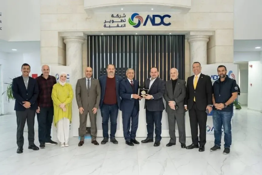 رئيس الأكاديمية العربية يزور مؤسسات النقل البحري بالعقبة و يتفقد منشآت التدريب والموانئ الأردنية