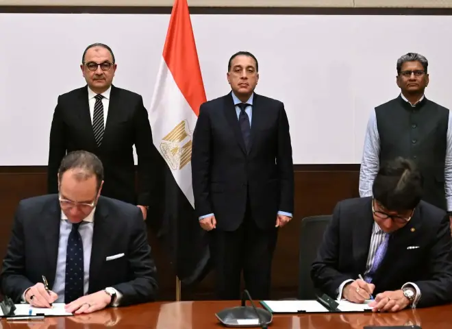 رئيس الوزراء يشهد توقيع عقد تشغيل فندق الكونتيننتال التاريخي وسط القاهرة بعلامة تاج العالمية