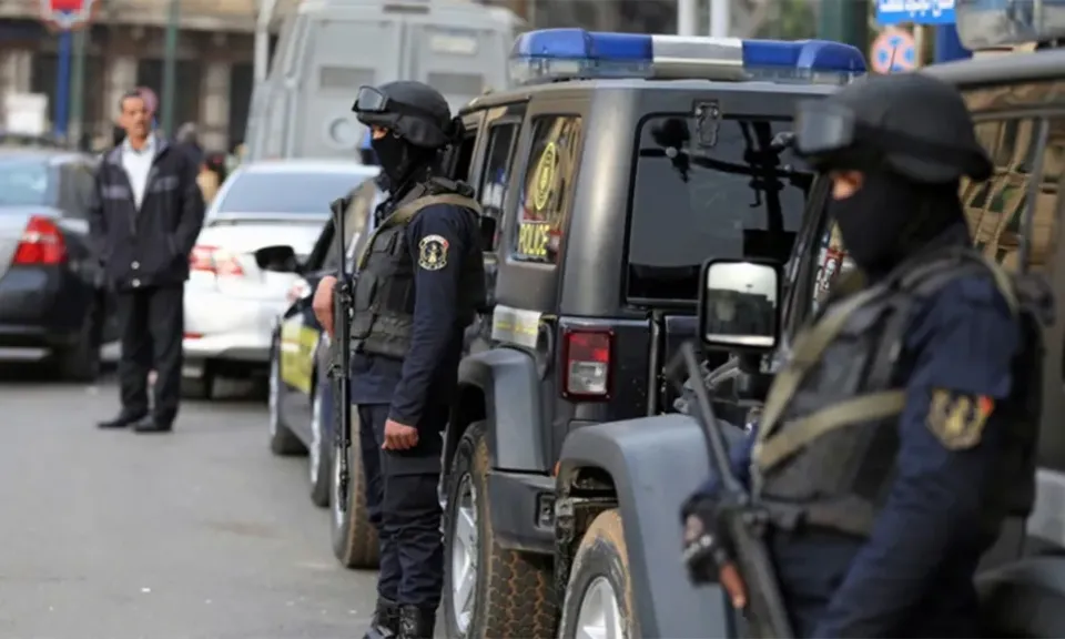 مصرع أبو دراع و٤ من أعوانه بعد تبادل إطلاق النار مع الشرطة في أسوان