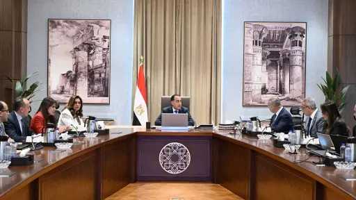 رئيس الوزراء يتابع الموقف التنفيذي للمشروعات التنموية والاستثمارية في محافظة الإسكندرية