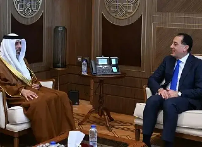رئيس الوزراء يستقبل سفير دولة الإمارات لدى مصر