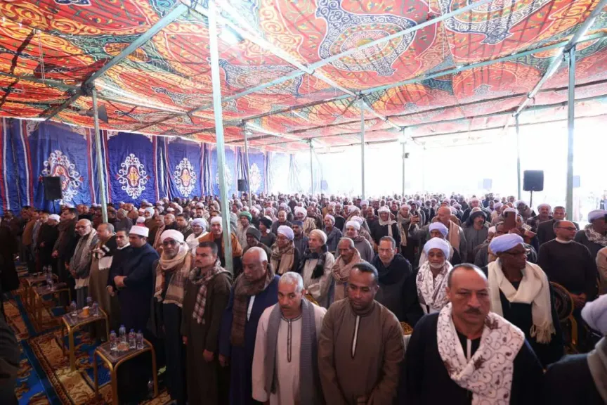 في مشهد مهيب.. الأزهر ينجح في إخماد فتنة ثأرية بالصعيد