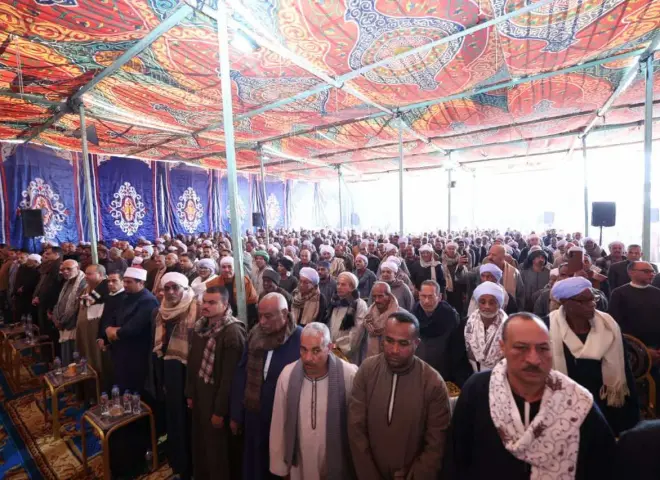 في مشهد مهيب.. الأزهر ينجح في إخماد فتنة ثأرية بالصعيد