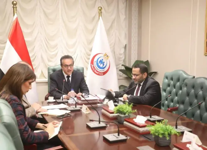 وزير الصحة يبحث مع نظيرته الإسبانية آفاق التعاون الصحي المشترك