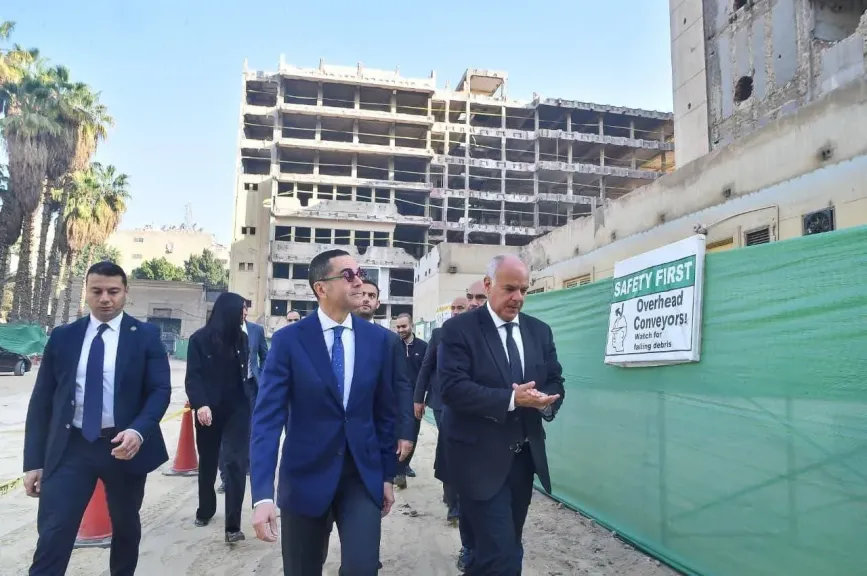 وزير الاستثمار والتجارة الخارجية يتفقد مشروع تطوير مبني وزارة الداخلية بمنطقة ” لاظوغلي”