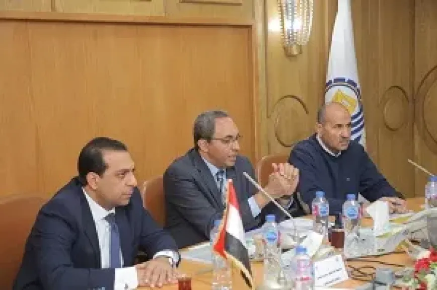 محافظ قنا يتابع استعدادات انطلاق الموجة الـ28 لإزالة التعديات