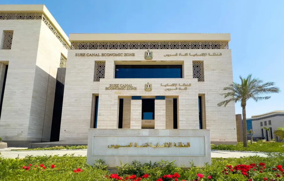 حقيقة رسو سفينة تحمل معدات عسكرية وأسلحة بميناء بورسعيد