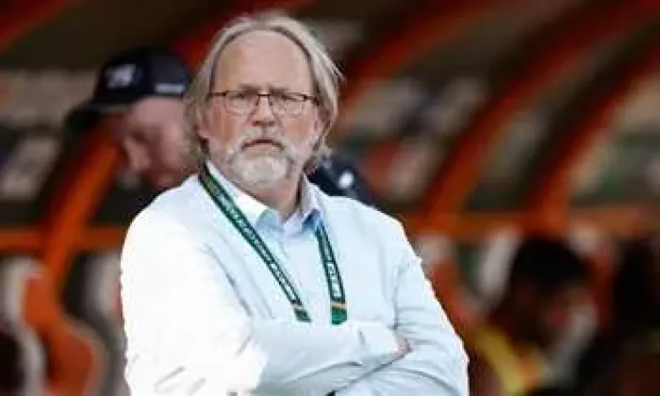 مدرب مالي يهاجم كاف بسبب إقامة أمم أفريقيا كل 4 سنوات