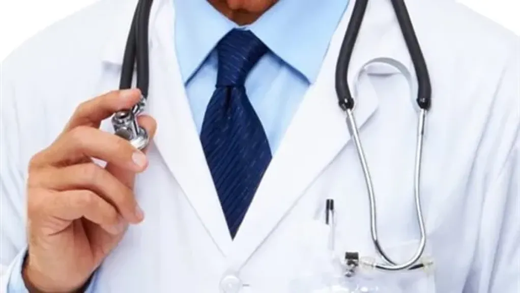 مفاجأة للأمهات.. أول زيارة للأطفال لطبيب الأسنان تبدأ في هذا العمر