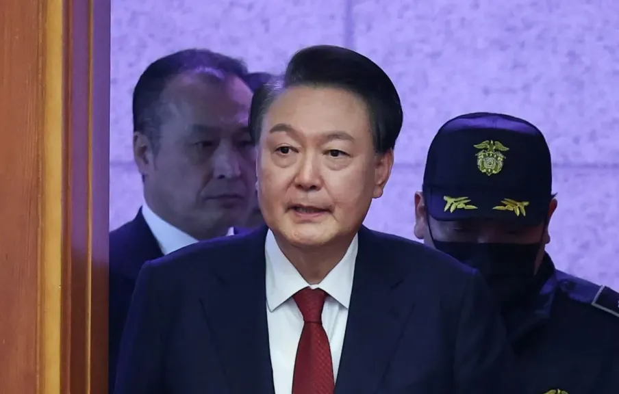 الادعاء في كوريا الجنوبية يطالب بسجن الرئيس المخلوع يون 10 سنوات