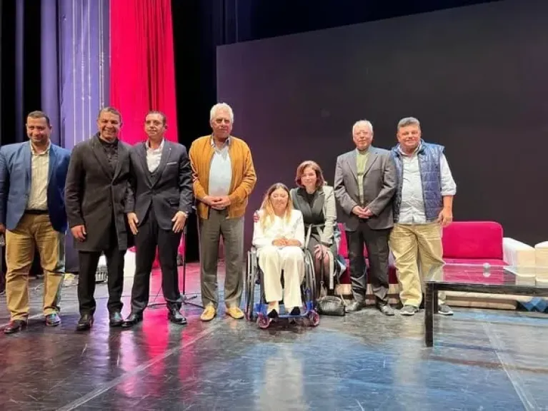 إلهام شاهين تشيد بالفيلم الوثائقي هي.. وتهنئ صناع العمل