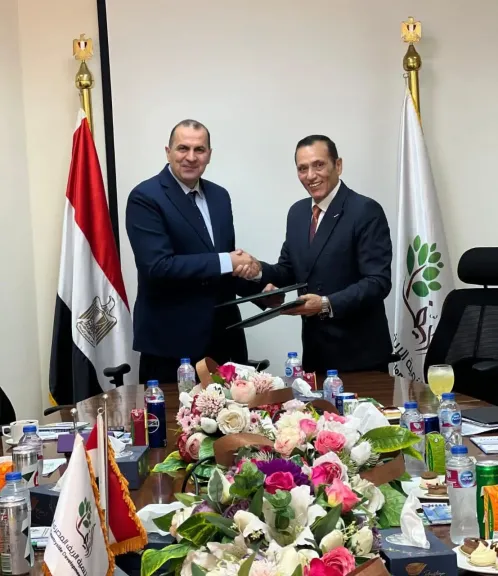 شركة تنمية الريف المصري الجديد تطلق مشروعاً ضخماً لتوصيل الكهرباء إلى أراضيها على مساحة مليون فدان بسهل المنيا الغربي