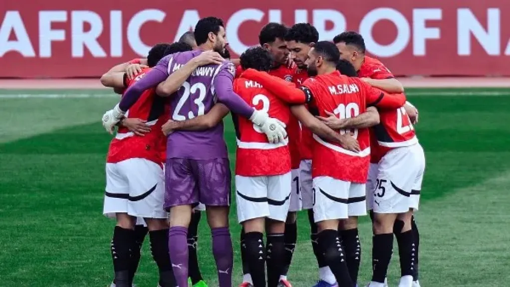 الجماهير تترقب مواجهة مصر وأنجولا في أمم أفريقيا.. والقنوات المجانية تنقل اللقاء