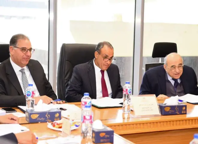 وزير الخارجية يشارك في الاختبار الشفوي للمتقدمين لمسابقة التعيين بوزارة الخارجية