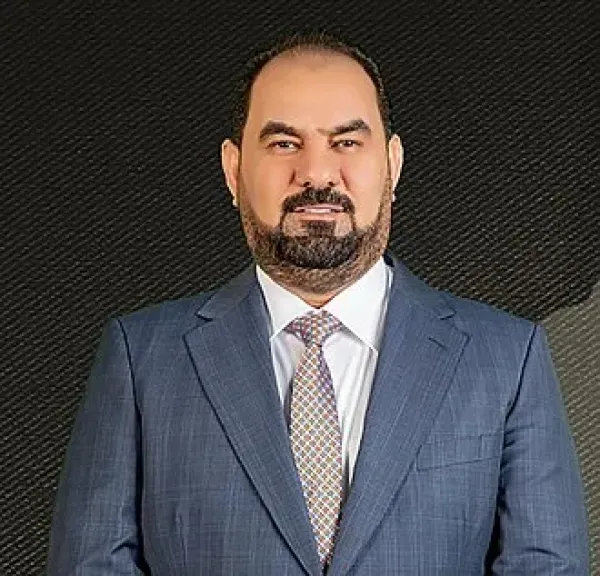 مهندس التوافقات النفطية.. من هو هيبت الحلبوسي رئيس مجلس النواب العراقي؟