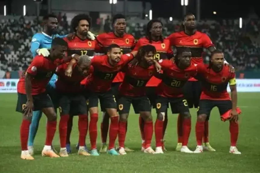 شيكو بانزا يقود هجوم أنجولا أمام مصر