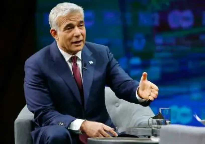 لابيد: التحقيق في قطر غيت من صلاحية الشاباك وليس رئيسه