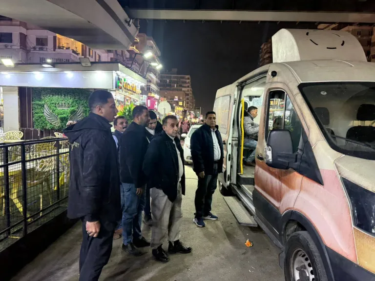 الصفحة الرسمية لحي شرق مدينة نصر تتفاعل مع شكاوي المواطنين عبر مواقع التواصل الاجتماعي واستمرار رصد مشكلات واستغاثات المواطنين