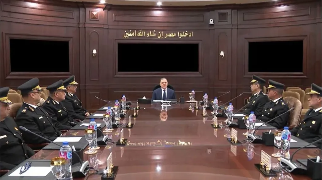 وزير الداخلية: رفع حالة الاستعداد القصوى لتأمين المنشآت الحيوية ودور العبادة خلال احتفالات رأس السنة
