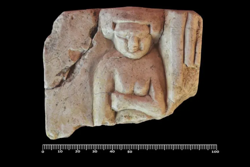 الكشف عن ورش صناعية من العصر المتأخر وبدايات العصر البطلمي وجبانة رومانية بغرب الدلتا