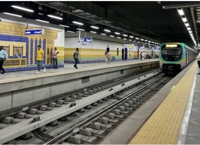بمناسبة احتفالات رأس السنة.. مد ساعات عمل مترو الخط الثالث وقطار العاصمة