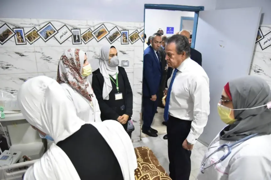 وزير الصحة يتفقد مستشفى 6 أكتوبر المركزي ويوجه باستكمال أعمال التطوير في كافة الأقسام