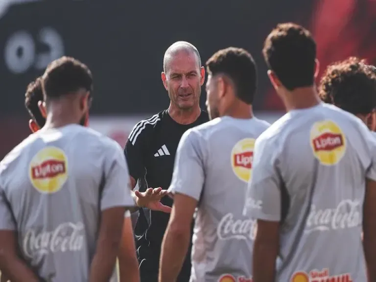 بالناشئين.. توروب يعلن تشكيل الأهلي أمام المقاولون العرب