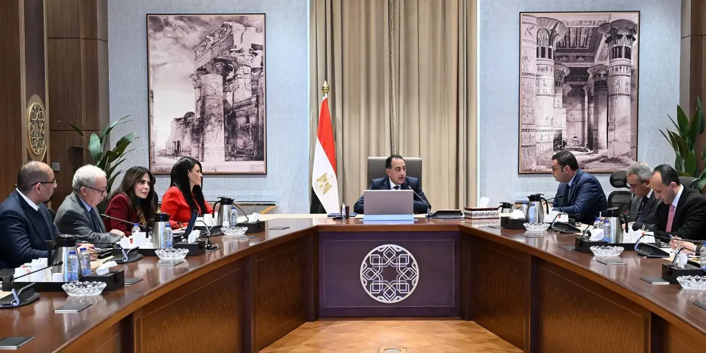 رئيس الوزراء يستعرض آليات تعظيم موارد هيئة المجتمعات العمرانية الجديدة