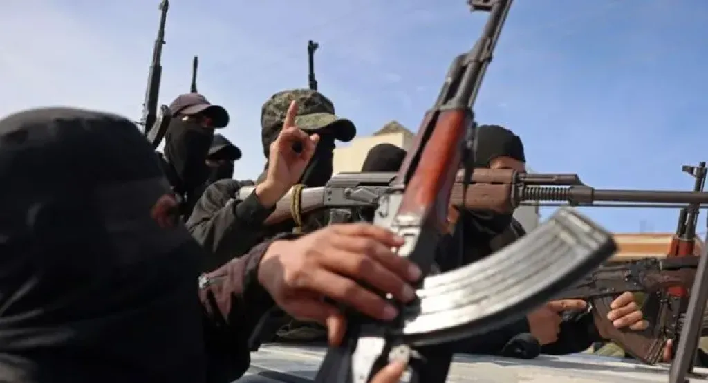 قيادي في حماس: الحديث عن تسليم سلاح الحركة قفزة في الهواء في ظل عدم وفاء الاحتلال بالتزاماته