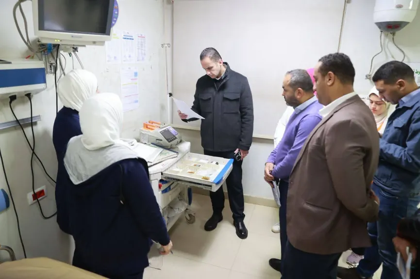 نائب وزير الصحة يتابع تنفيذ خطة التأمين الطبي لاحتفالات رأس السنة وأعياد الميلاد المجيد