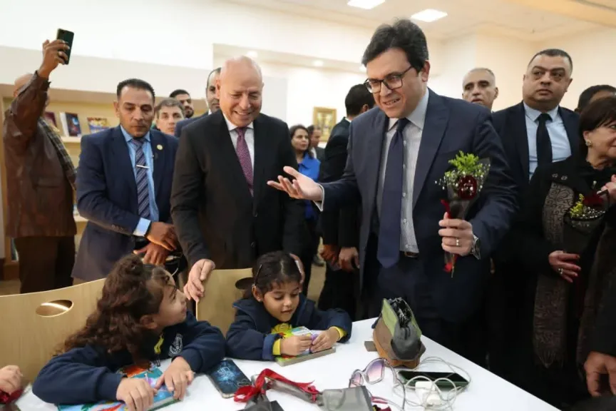 وزير الثقافة ومحافظ القاهرة يفتتحان مكتبة “نون السحّار 2” بزهراء المعادي