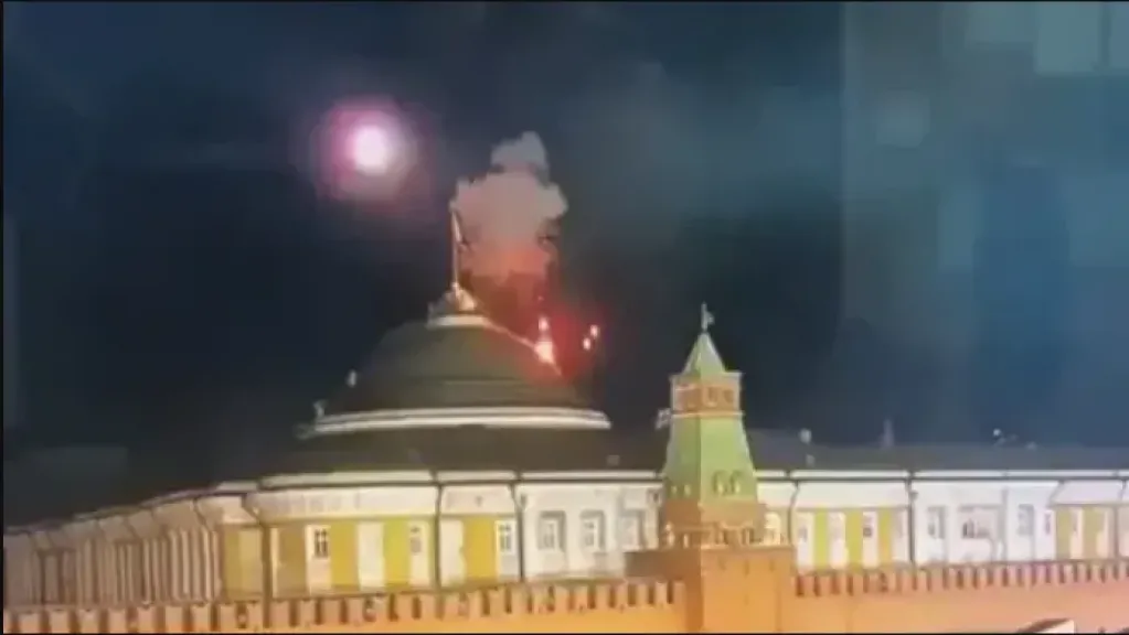 حقيقة استهداف مقر اقامة بوتين بالطائرات المسيرة شمال غرب روسيا