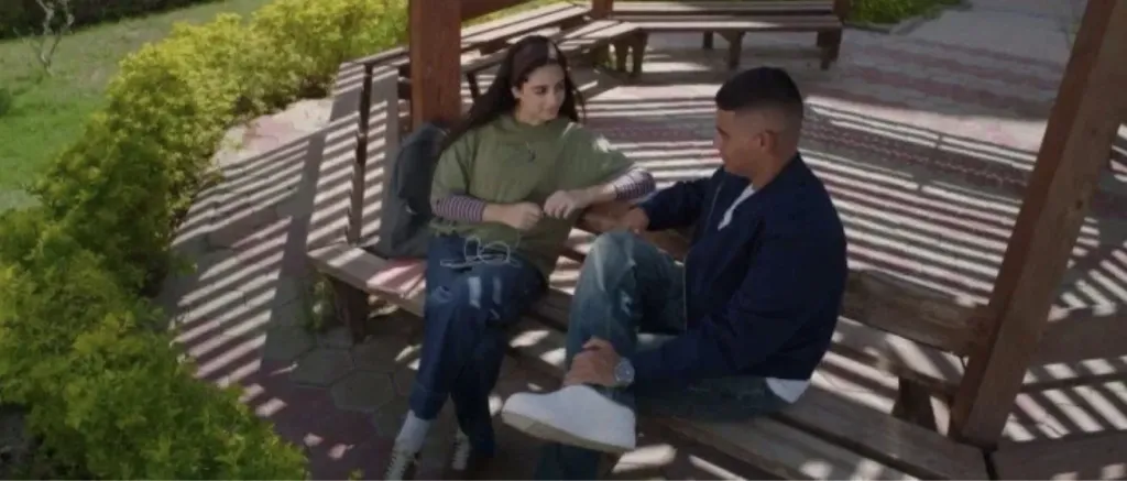 مسلسل ميد تيرم يتصدر الترند من جديد.. مواعيد العرض والقنوات الناقلة