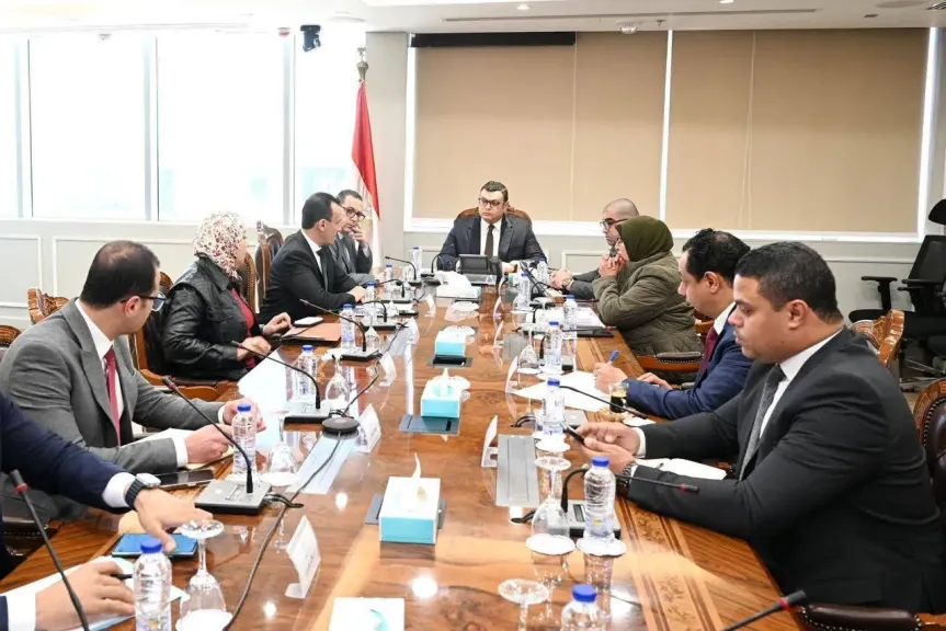 وزير الإسكان يتابع سير العمل بمشروع تطوير منطقة مثلث ماسبيرو