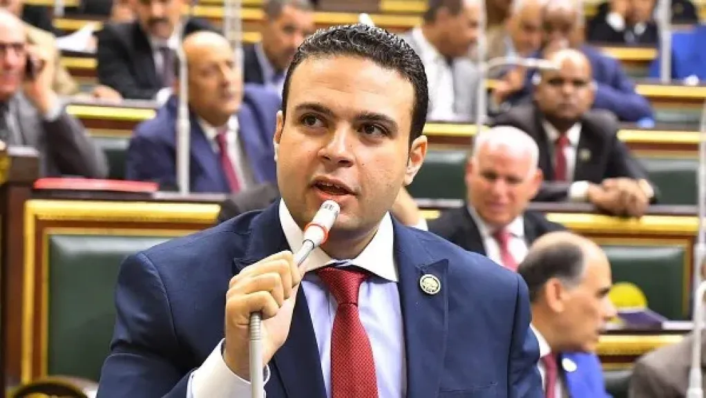 النائب عبد المنعم إمام: عدد سفريات وزراء حكومة مدبولي يثير تساؤلات في ظل المعاناة الاقتصادية للمواطن