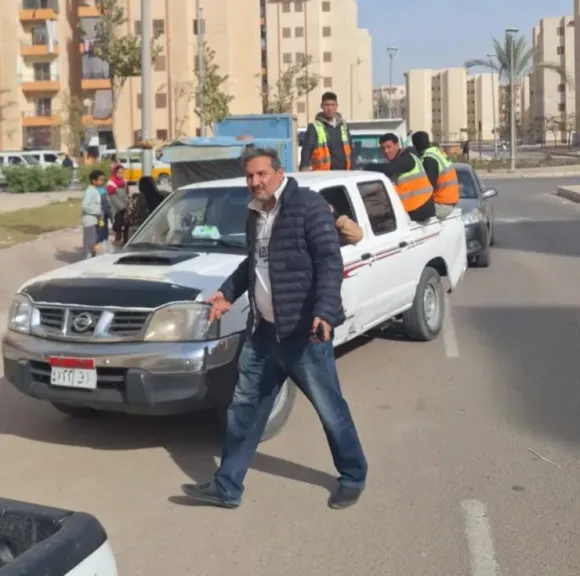 حملة مكبرة لإزالة الإشغالات وضبط المخالفات بأكتوبر الجديدة