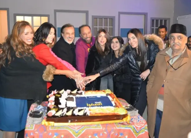 بالفيديو.. صناع «السرايا الصفرا» يحتفلون ببداية تصوير المسلسل استعدادا لرمضان 2026